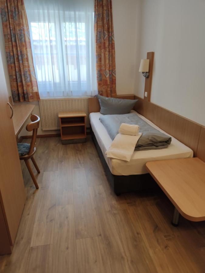 Pension Dorfstrasse 6 Stetten  Room photo